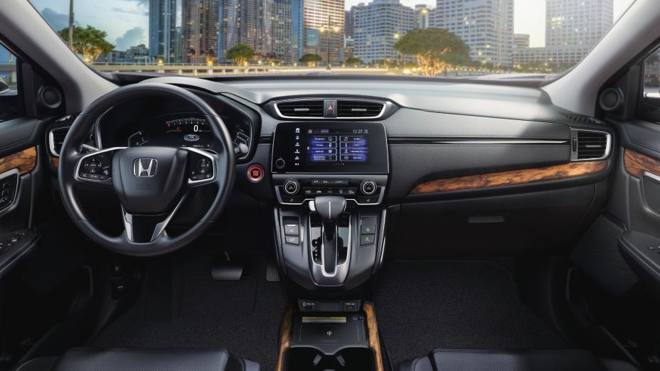 Interior of the 2022 Honda CR-V Touring