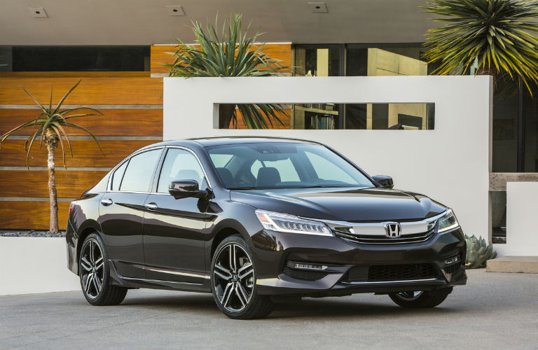 Front view of the 2017 Honda Accord