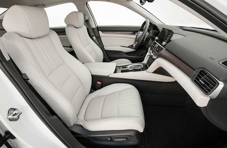 Front seats and steering wheel of the 2018 Honda Accord
